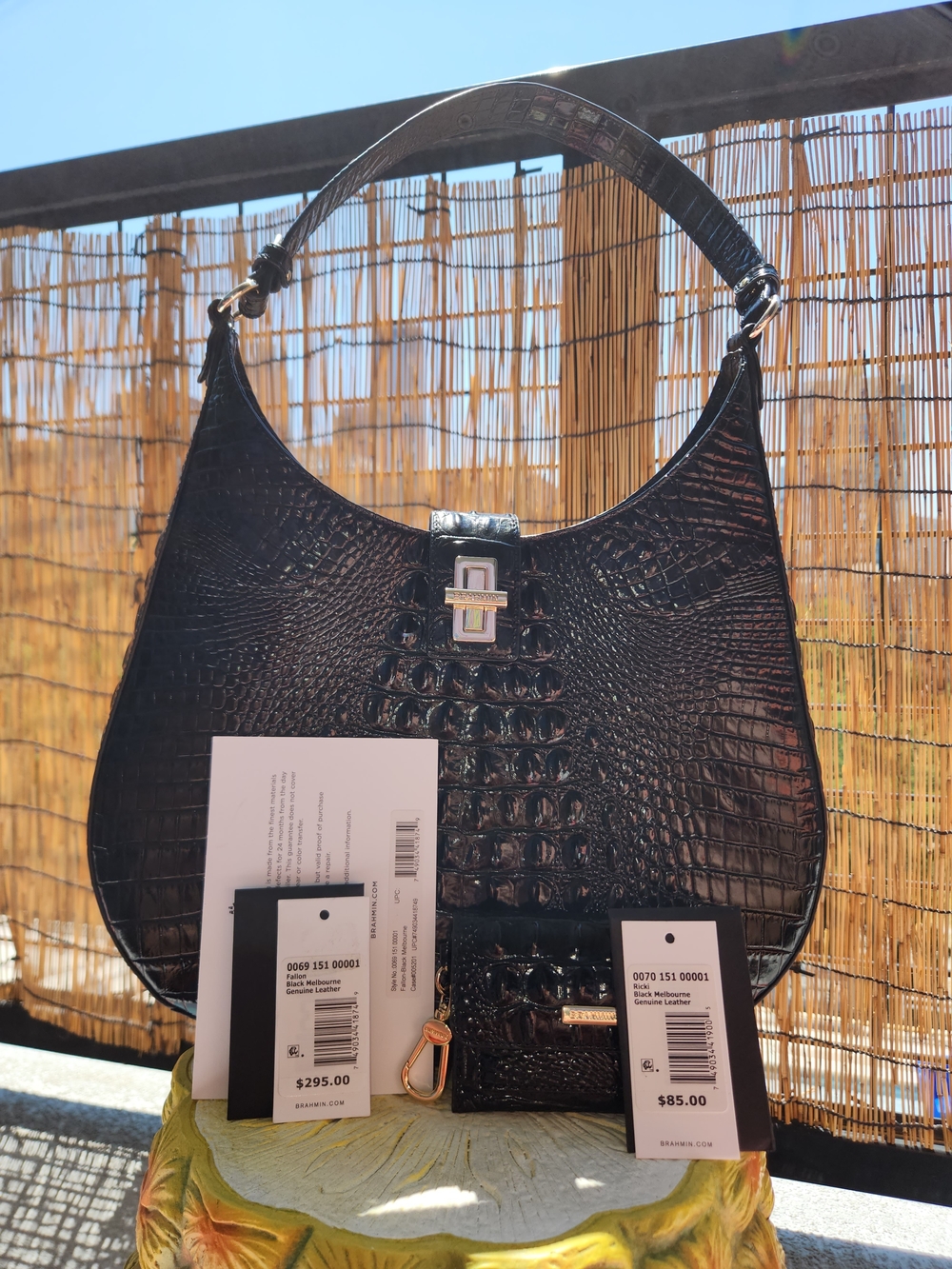 Assorted Purse Bundle - Picture 2 of 6
